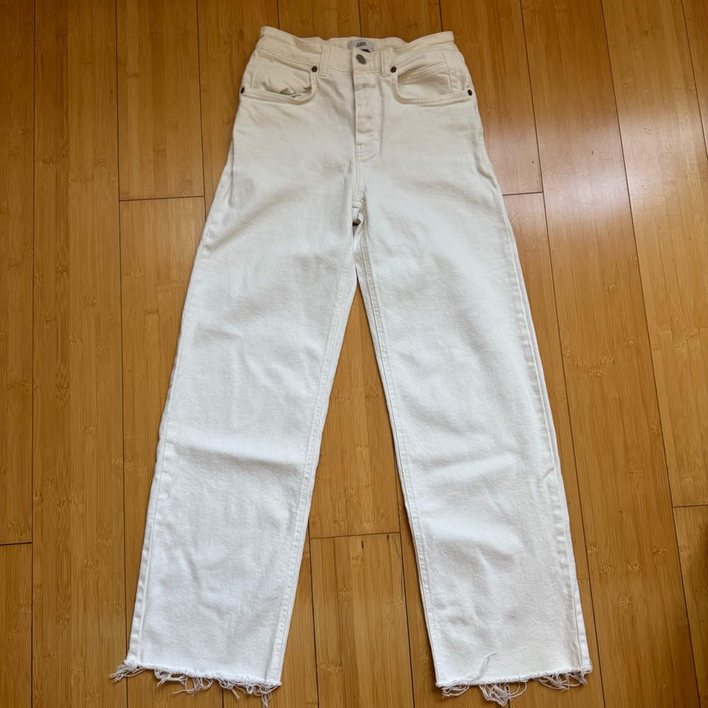Closed White Frayed Women’s Jeans Size 25